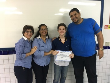 Entrega dos Certificados de Honra ao Mérito I Bimestre