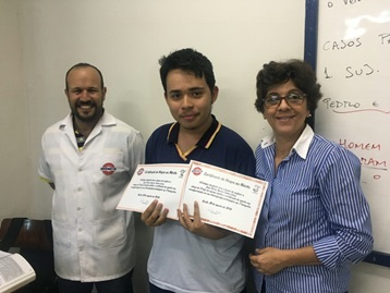 Entrega dos Certificados de Honra ao Mérito II Bimestre