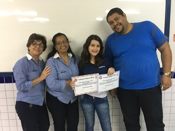 Entrega dos Certificados de Honra ao Mérito II Bimestre