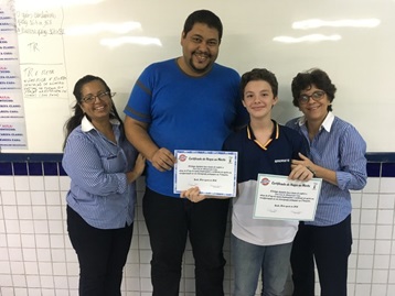 Entrega dos Certificados de Honra ao Mérito II Bimestre