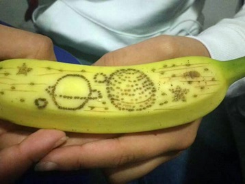 Tatuagem na banana -Arte Efêmera